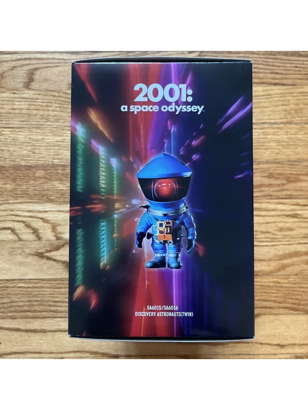 Stanley Kubrick 2001 a Space Odyssey Discovery Astronaut Red & Yellow Sideshow